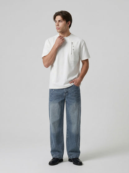 DAXUEN Men's short-sleeved T-shirt with zipper and pocket — model photo
