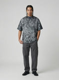 DAXUEN Graphic t-shirt with bubble-like print — model photo