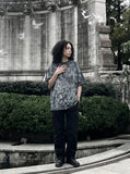 DAXUEN Graphic t-shirt with bubble-like print — model photo
