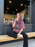 DAXUEN Faded plum oversized short-sleeved graphic t-shirt — model photo