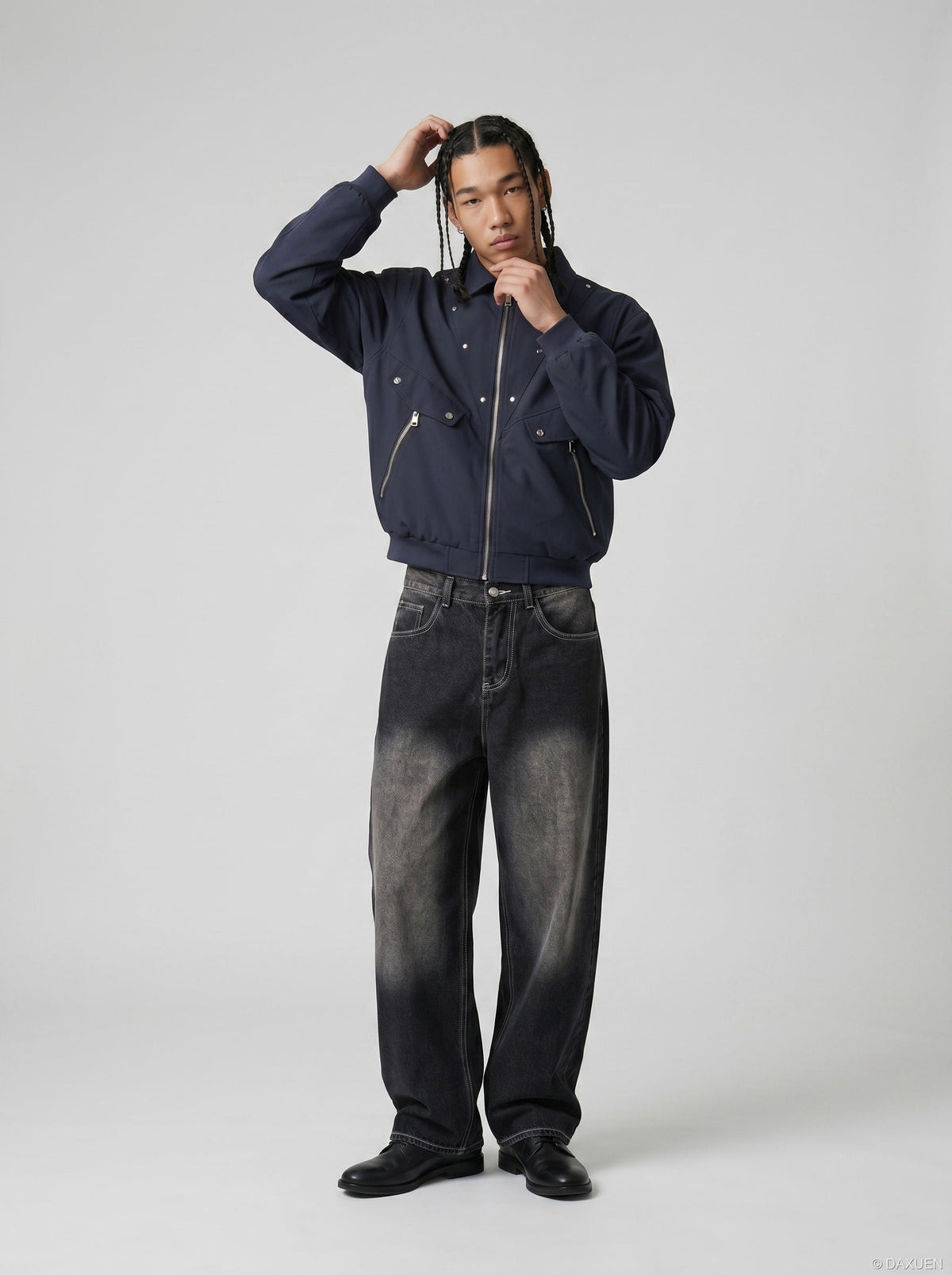 DAXUEN Faded wide-leg denim trousers with contrasting stitching — model photo