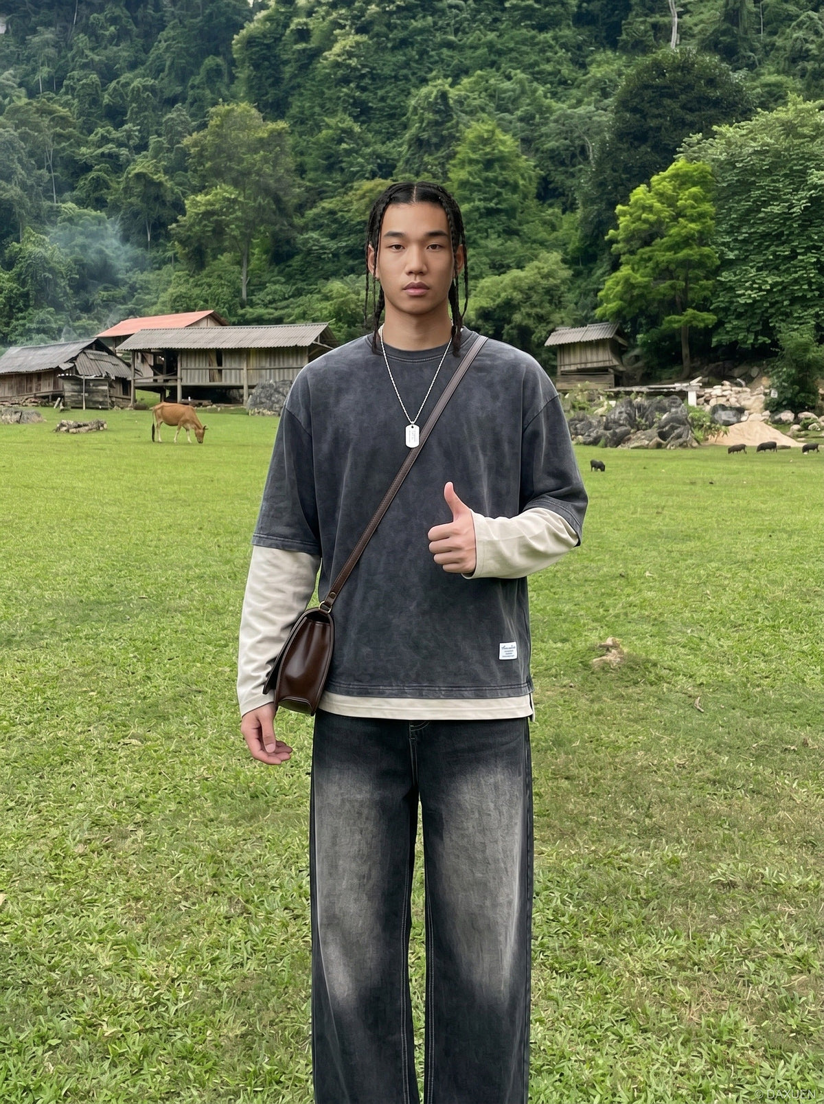 DAXUEN Faded wide-leg denim trousers with contrasting stitching — model photo