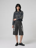 DAXUEN dark grey wide-leg shorts with flame graphics — model photo