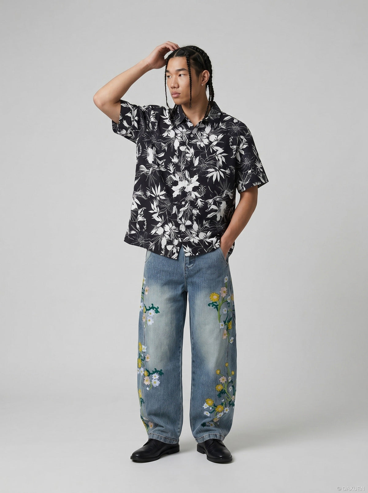 DAXUEN Short-sleeved floral print button-up shirt — model photo
