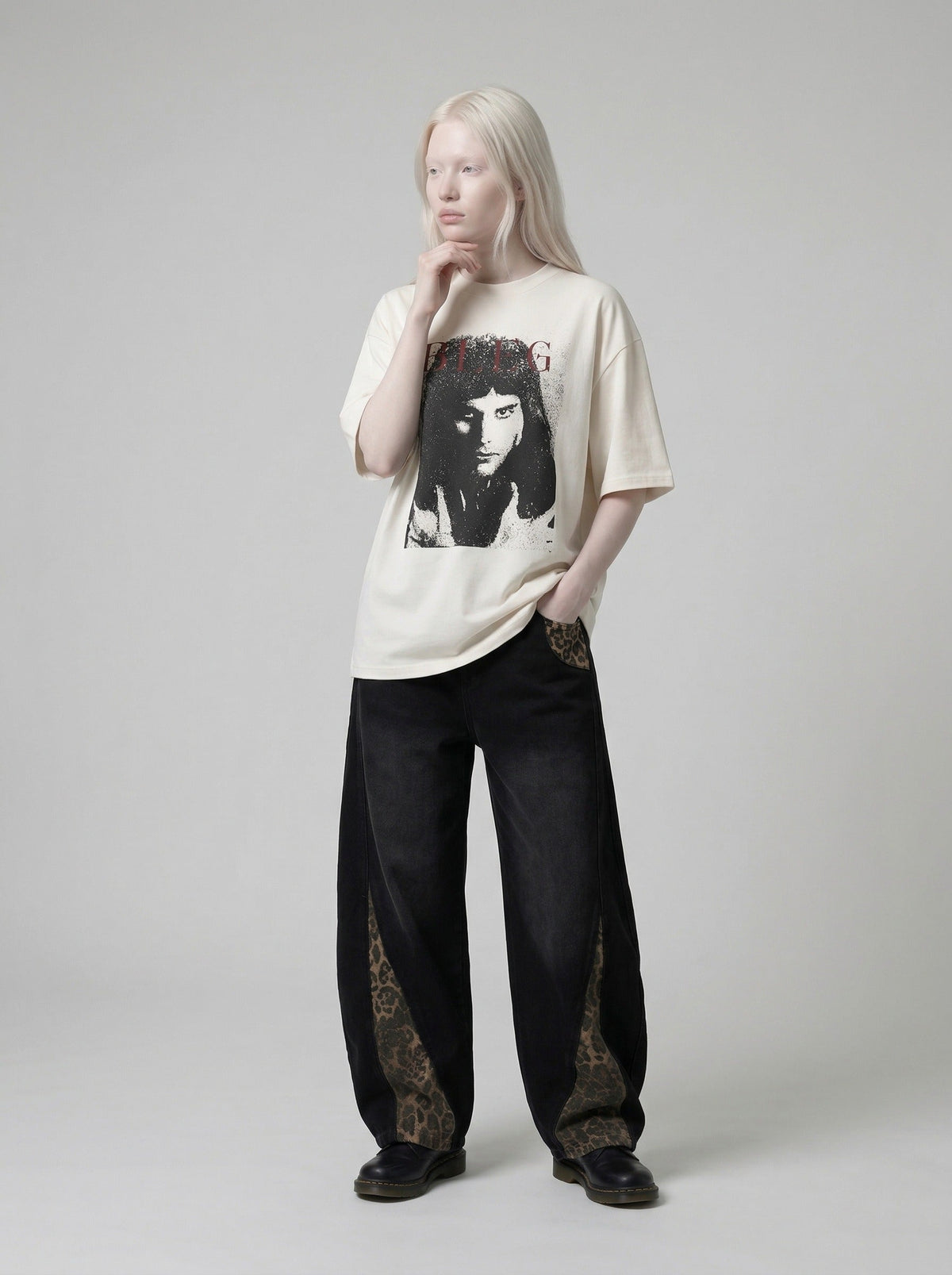 DAXUEN Freddie Mercury graphic oversized t-shirt — model photo