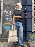 DAXUEN Oversized short-sleeved t-shirt with geometric graphic — model photo