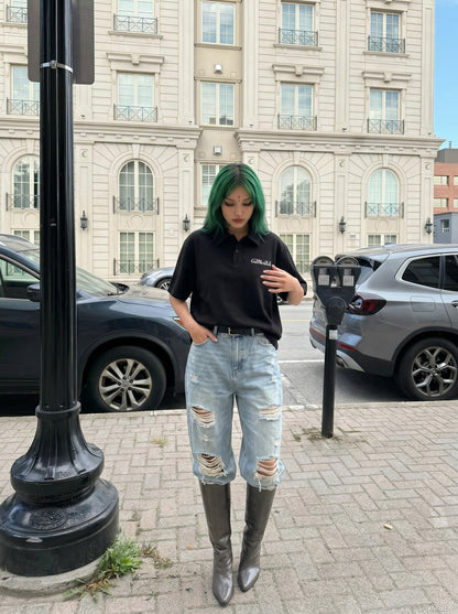 DAXUEN Short-sleeved loose-fitting polo shirt with embroidery — model photo