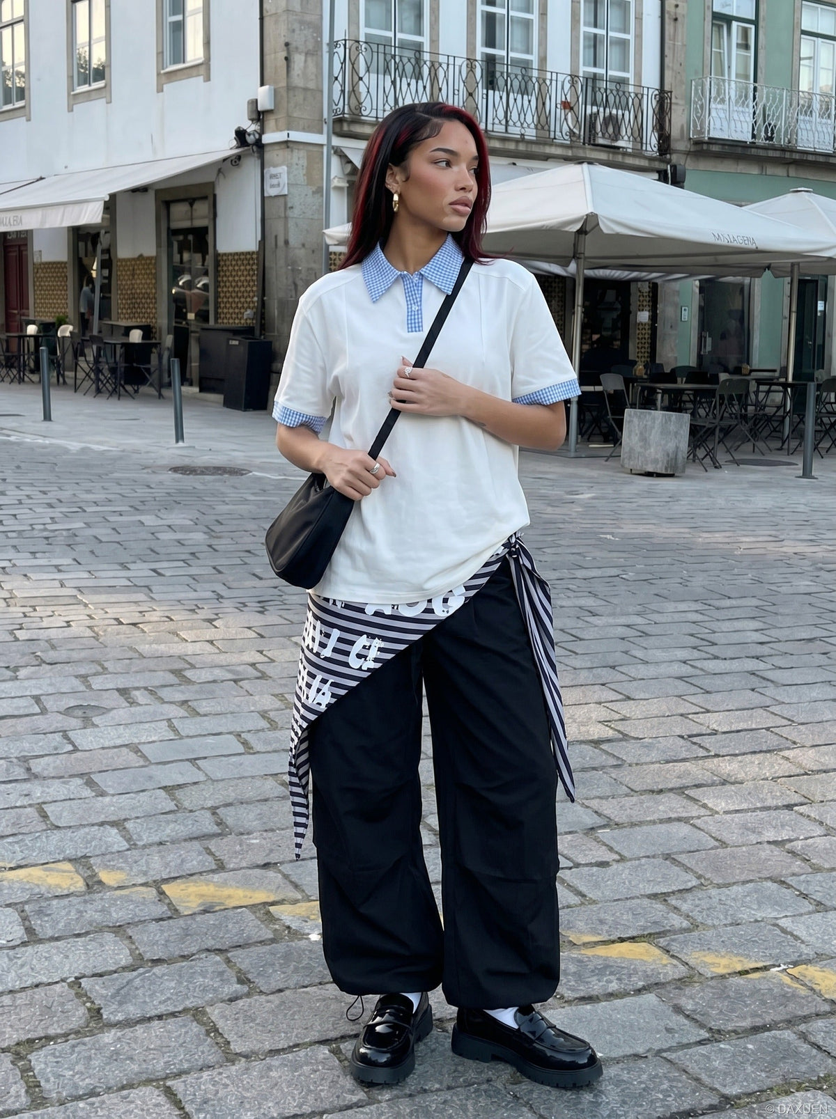 DAXUEN Short-sleeved polo shirt with gingham collar and cuffs — model photo