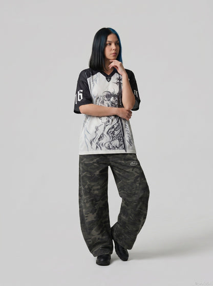 DAXUEN Gothic fantasy graphic oversized t-shirt — model photo
