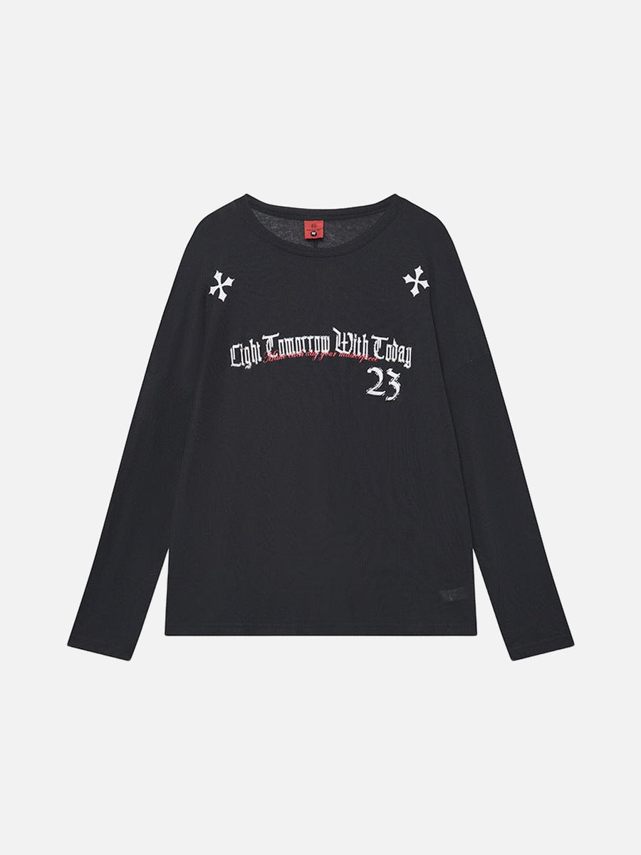 DAXUEN Gothic text long sleeve t-shirt