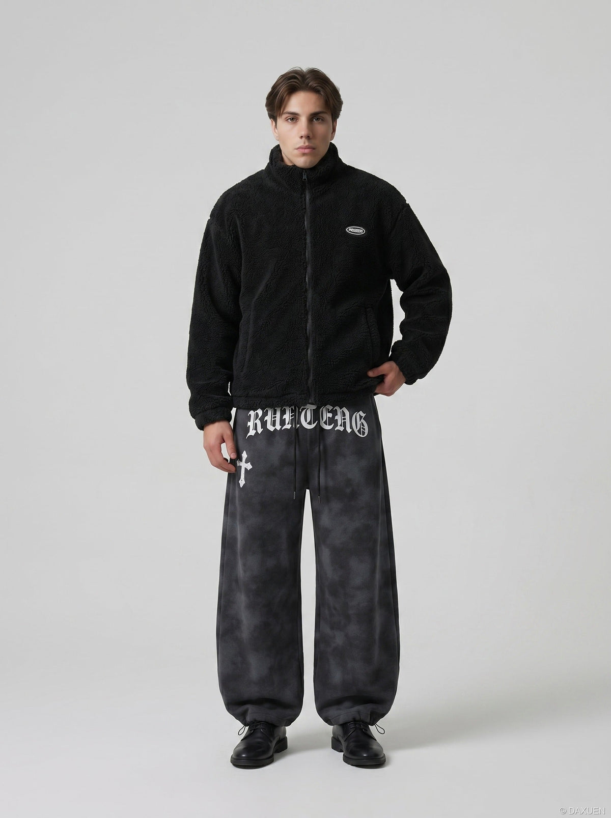 DAXUEN Gothic tie-dye wide-leg pants — model photo