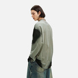 DAXUEN Oversized long-sleeve crewneck pullover with gradient color blocking — model photo
