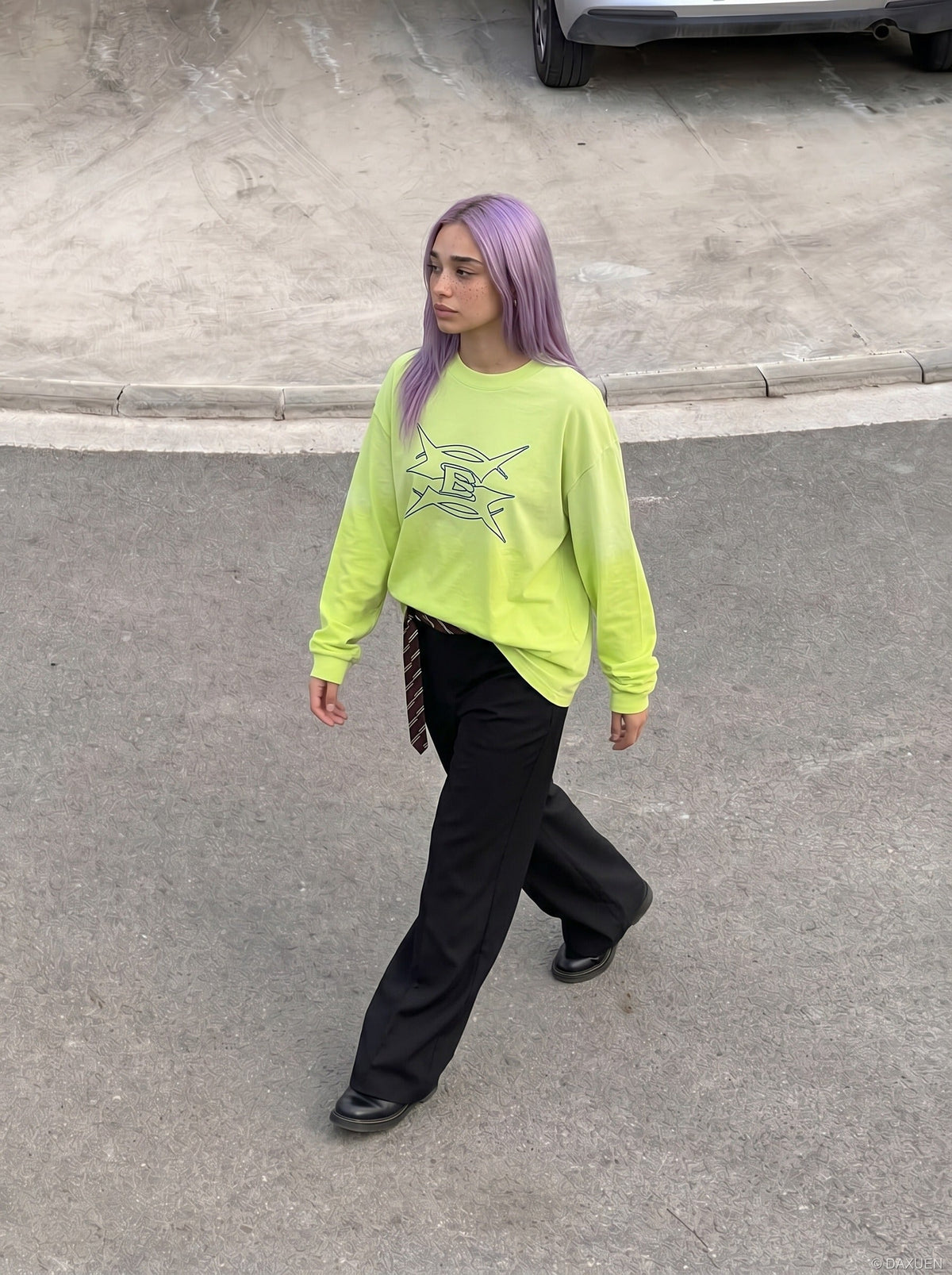 DAXUEN Oversized long sleeve t-shirt with graphic design