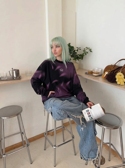 DAXUEN Black and purple gradient oversized long sleeve tee — model photo