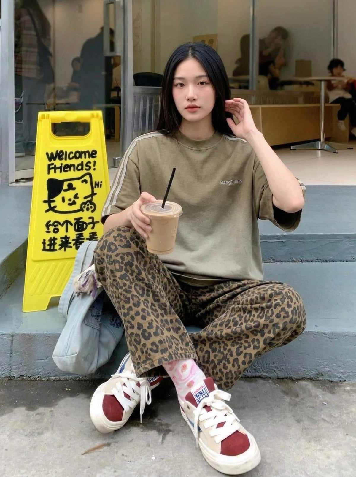 DAXUEN Oversized gradient t-shirt with stripes and raw hem — model photo