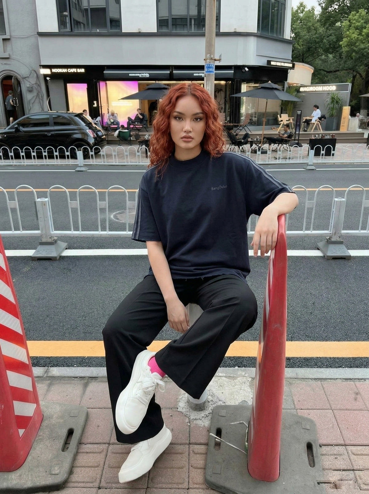 DAXUEN Oversized gradient t-shirt with stripes and raw hem — model photo