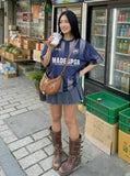 DAXUEN Gradient striped short-sleeved t-shirt with logo — model photo