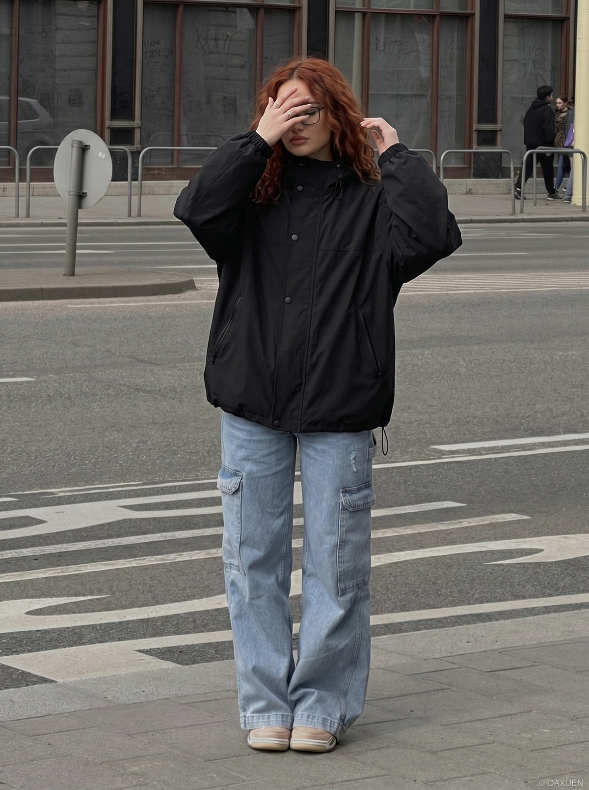 DAXUEN Light blue wide-leg denim jeans with gradient wash — model photo