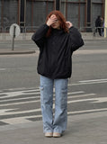 DAXUEN Light blue wide-leg denim jeans with gradient wash — model photo