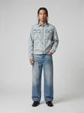 DAXUEN Light blue wide-leg denim jeans with gradient wash — model photo
