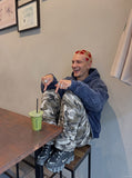 DAXUEN grey camouflage relaxed wide-leg pants — model photo