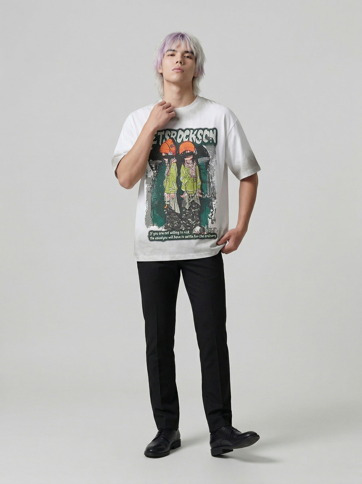 DAXUEN Faded wash crew neck t-shirt with graphic print — model photo
