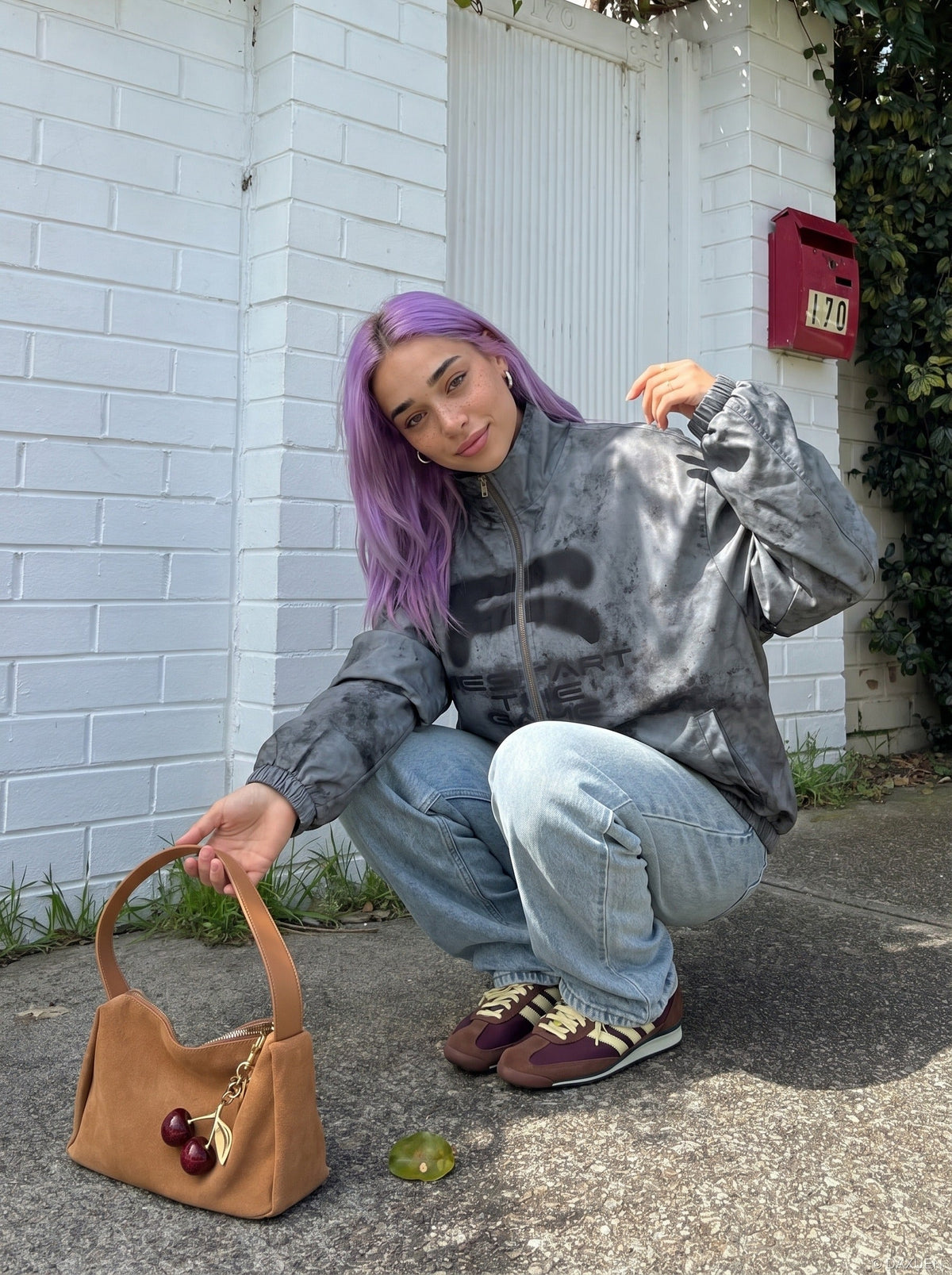 DAXUEN Oversized full-zip jacket with distressed grey pattern