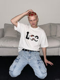 DAXUEN solid colour oversized hands-graphic t-shirt — model photo