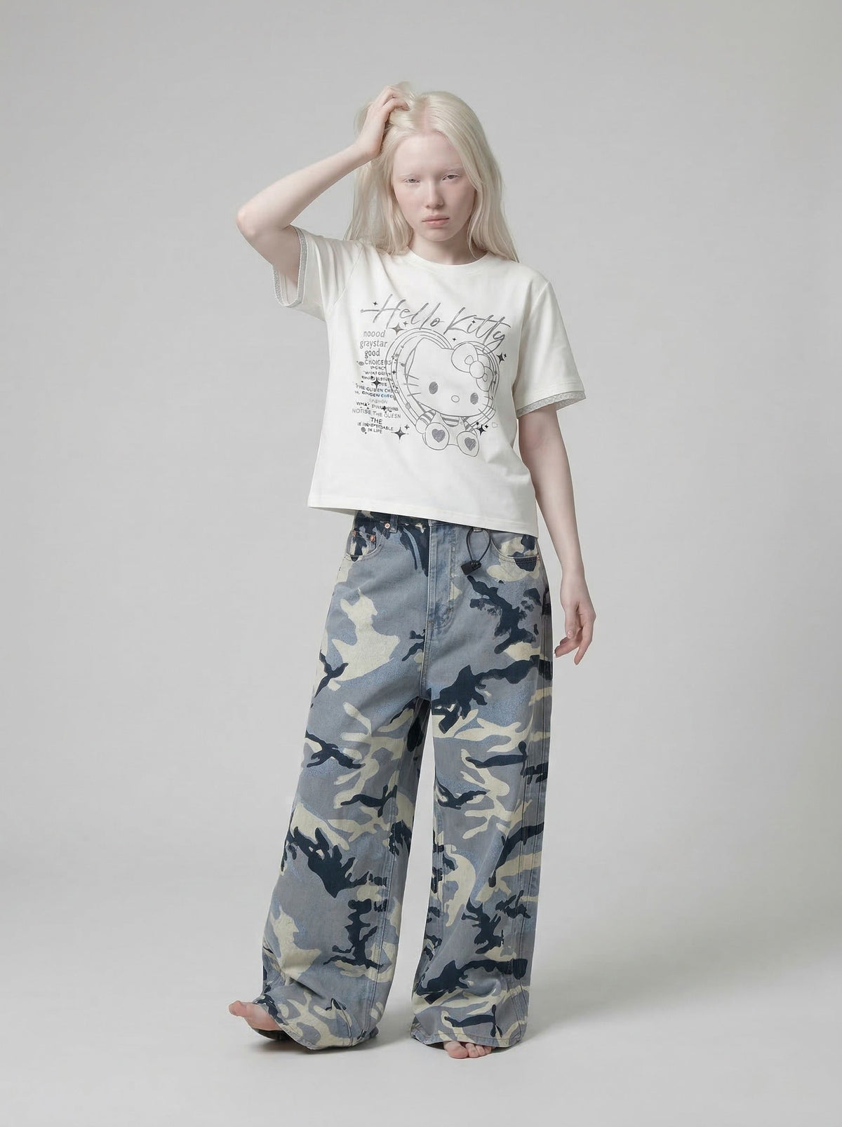 DAXUEN Hello Kitty graphic print slim fit t-shirt — model photo