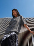 DAXUEN Hello Kitty oversized vintage T-shirt — model photo