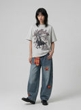 DAXUEN Oversized heather grey vintage graphic t-shirt — model photo