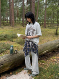 DAXUEN Oversized heather grey vintage graphic t-shirt — model photo