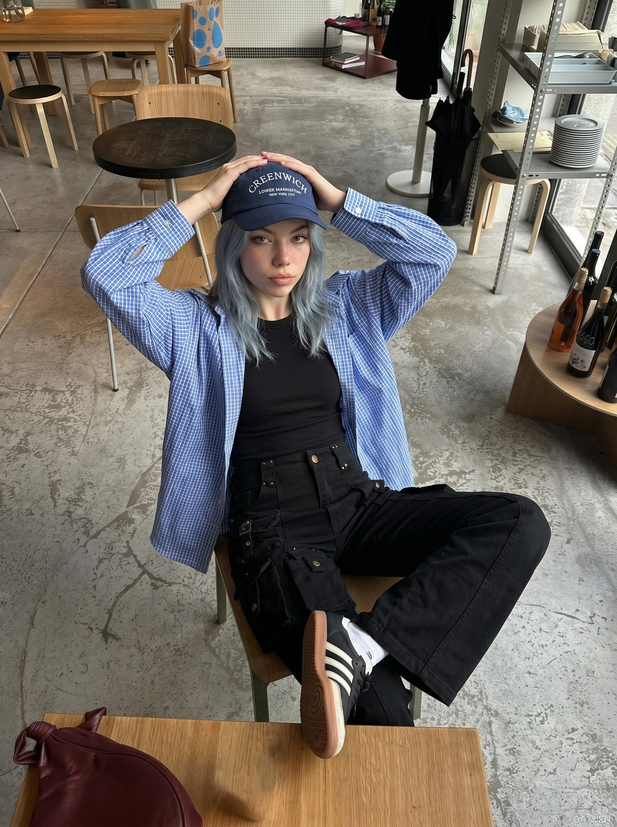 DAXUEN High-waisted black cargo pants with flared legs — model photo