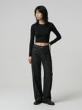 DAXUEN High-waisted black wide-leg jeans — model photo