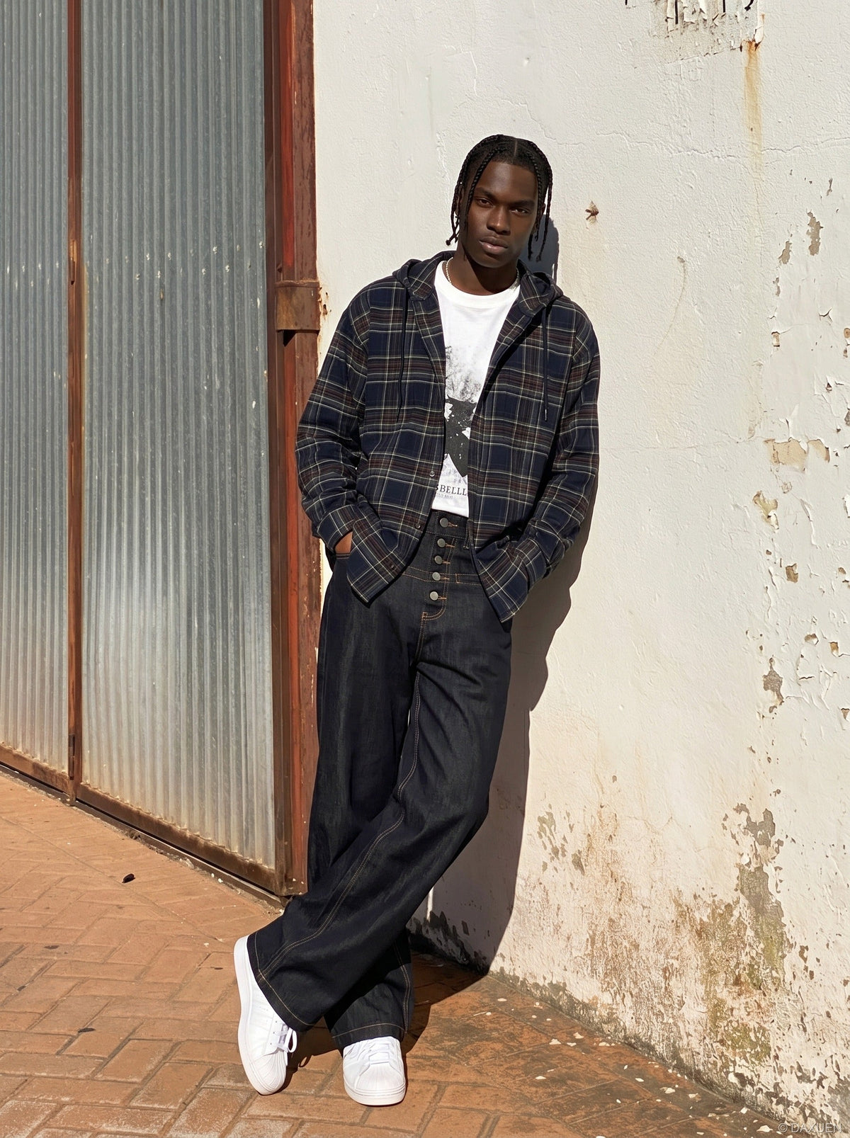 DAXUEN High-waisted wide-leg denim pants — model photo