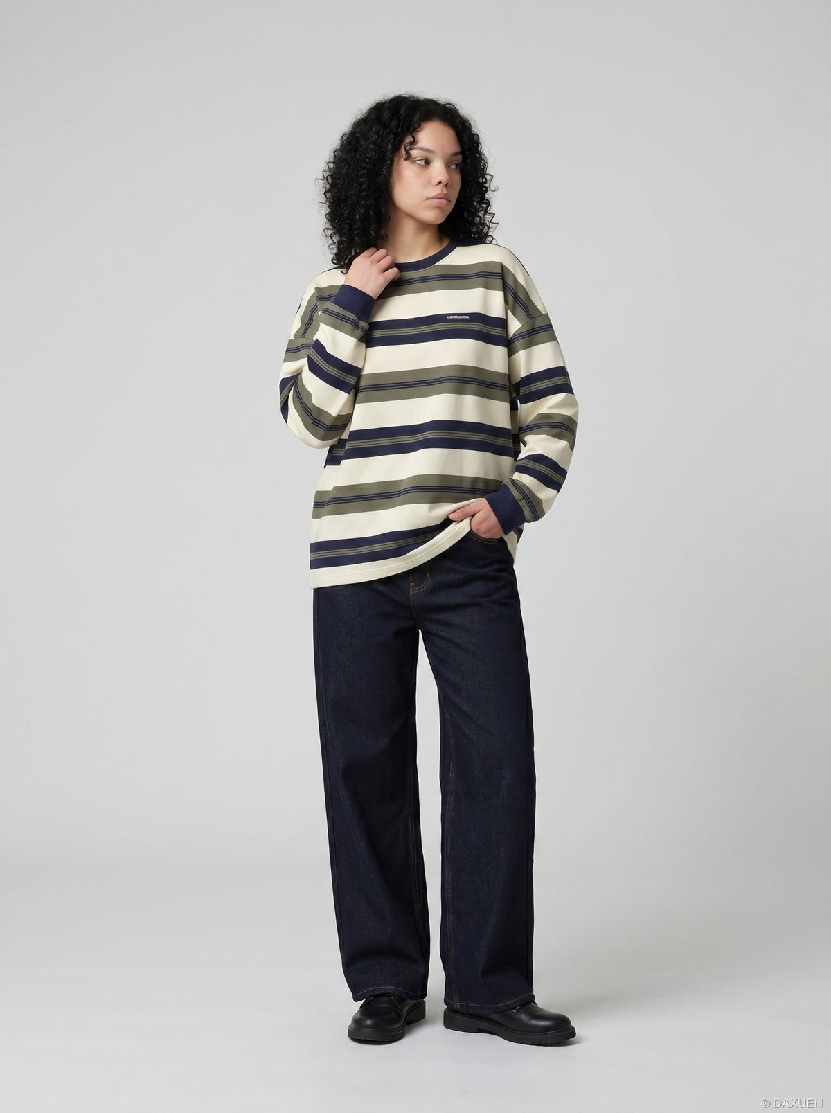 DAXUEN Dark indigo wide-leg denim jeans — model photo