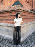 DAXUEN Men's short-sleeve t-shirt with a cross graphic — model photo