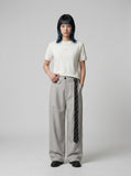 DAXUEN Men's short-sleeve t-shirt with a cross graphic — model photo