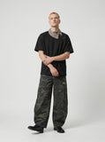DAXUEN Short-sleeved chef's uniform top with plaid collar — model photo