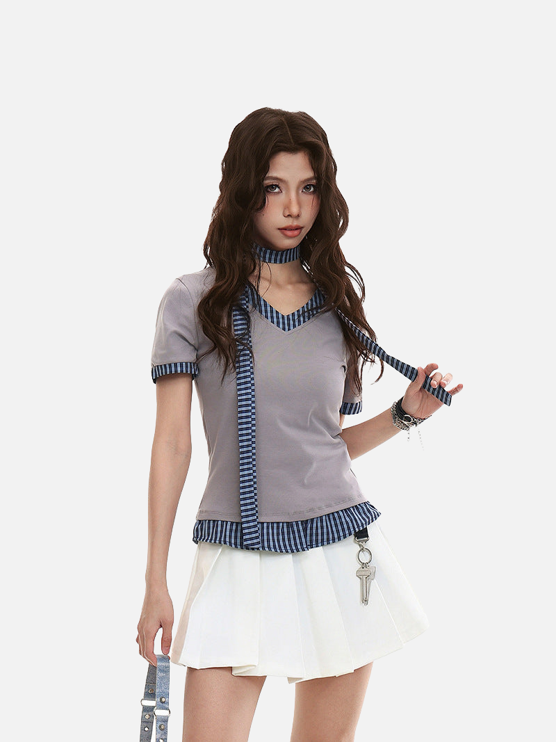 Plaid tie V-neck knit top
