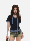 Plaid tie V-neck knit top