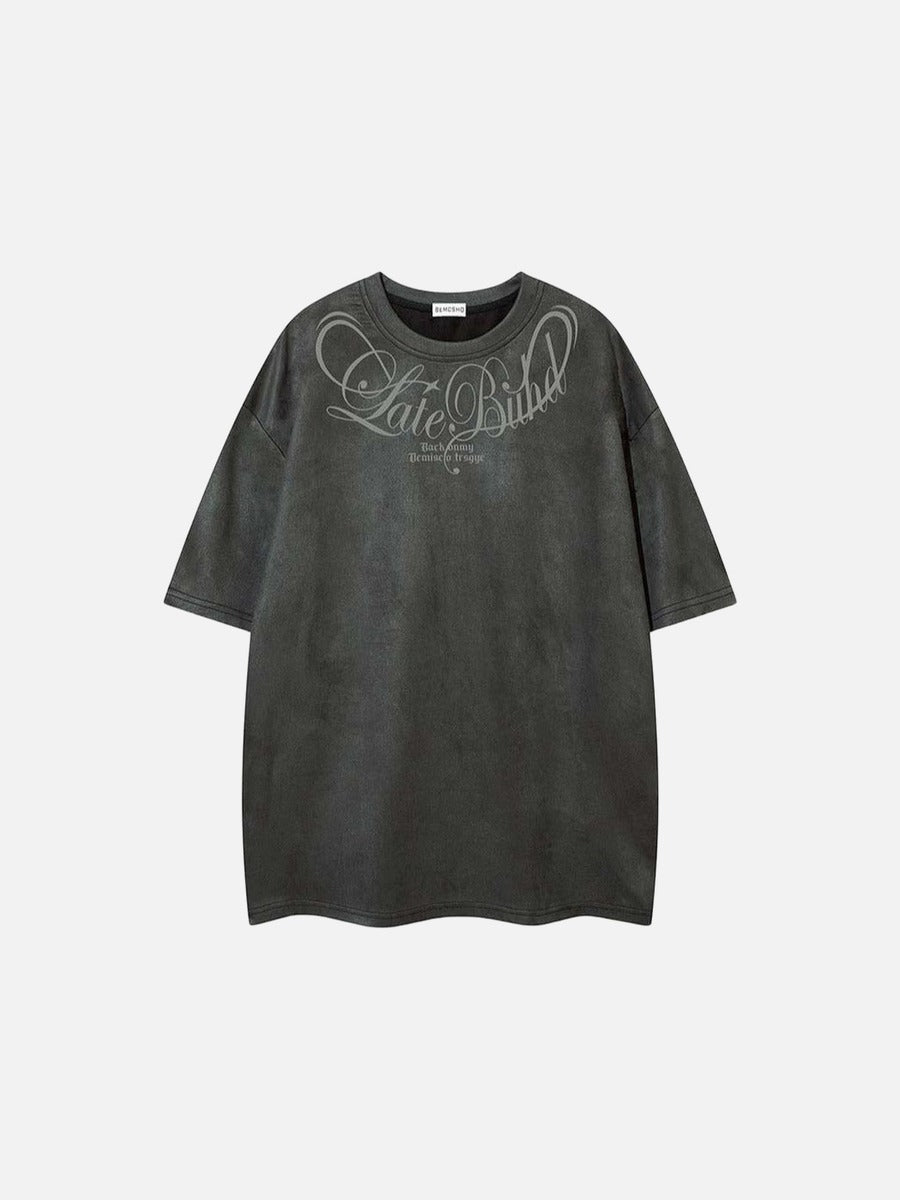 DAXUEN Oversized short-sleeved t-shirt with script graphic