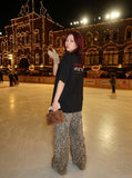 DAXUEN Oversized Back-Print Dog Graphic Tee — model photo