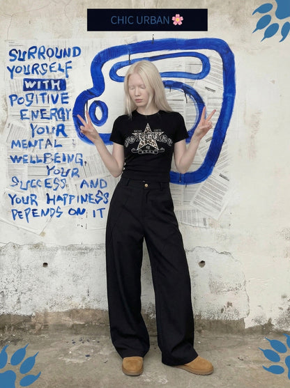 DAXUEN Leopard star graphic t-shirt with gothic text — model photo