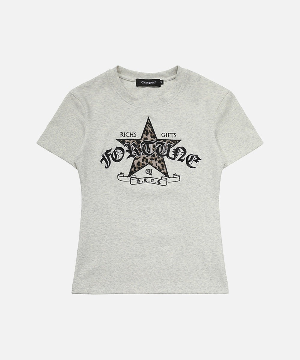 DAXUEN Leopard star graphic t-shirt with gothic text