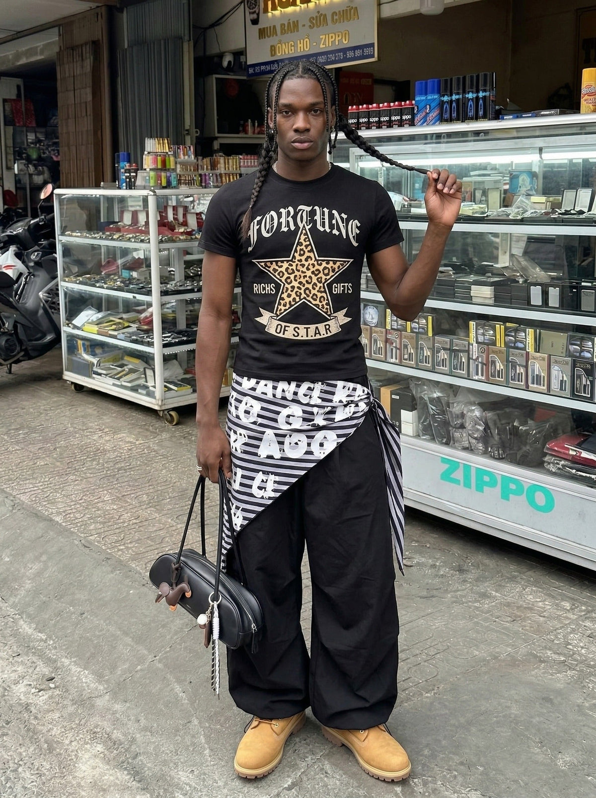 DAXUEN Leopard star graphic t-shirt with gothic text — model photo