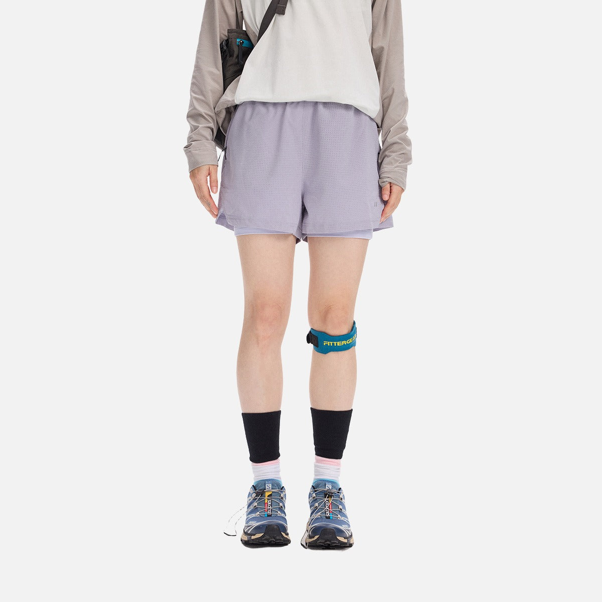 DAXUEN light cream double-layered athletic shorts