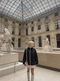 DAXUEN Lightweight hooded jacket in grey and black — model photo