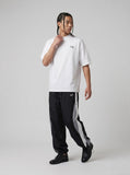 DAXUEN Oversized short-sleeved t-shirt with script graphics — model photo