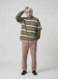 DAXUEN Loose-fit short-sleeve checkered button-up shirt — model photo